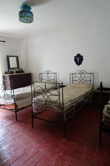 Image No.10-5 Bed Property for sale