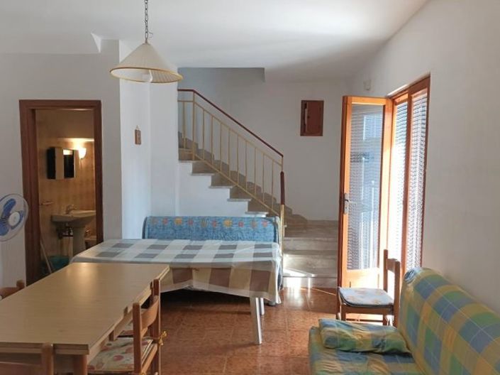 Image No.4-2 Bed House for sale