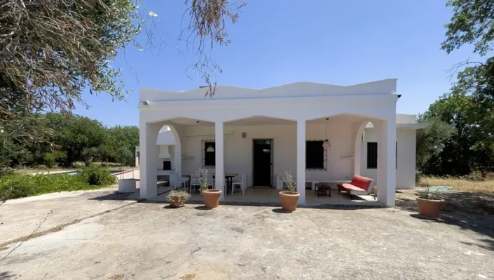 Image No.1-Villa de 3 chambres à vendre à Carovigno