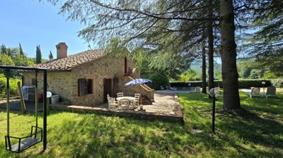 1 - Castelnuovo di Val di Cecina, Villa