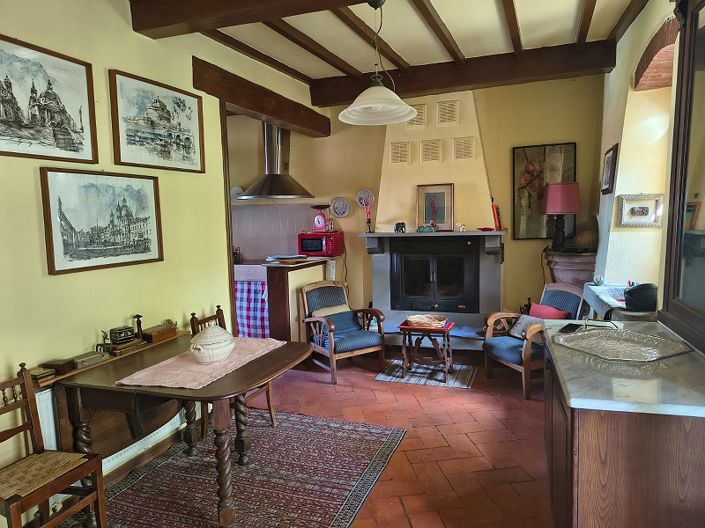 Image No.6-3 Bed Property for sale