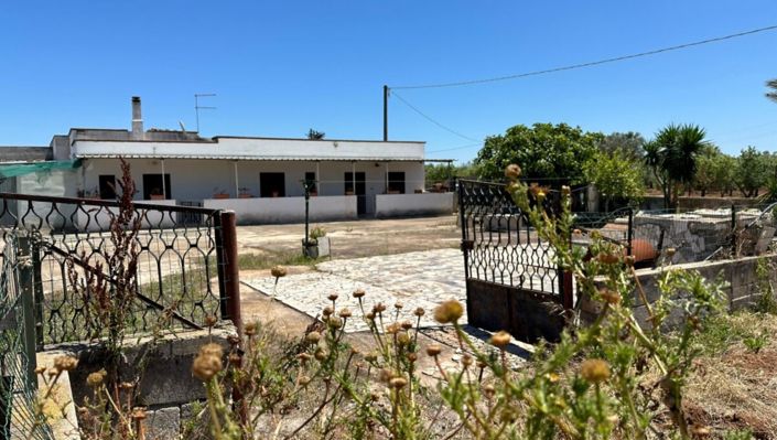 Image No.1-2 Bed Villa for sale