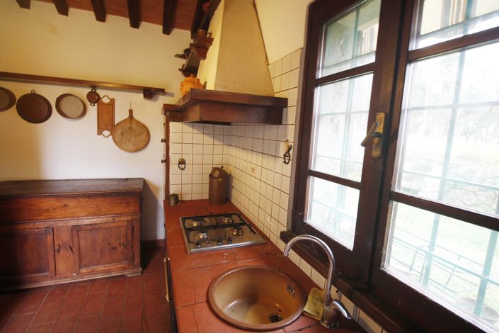 Image No.11-4 Bed Property for sale