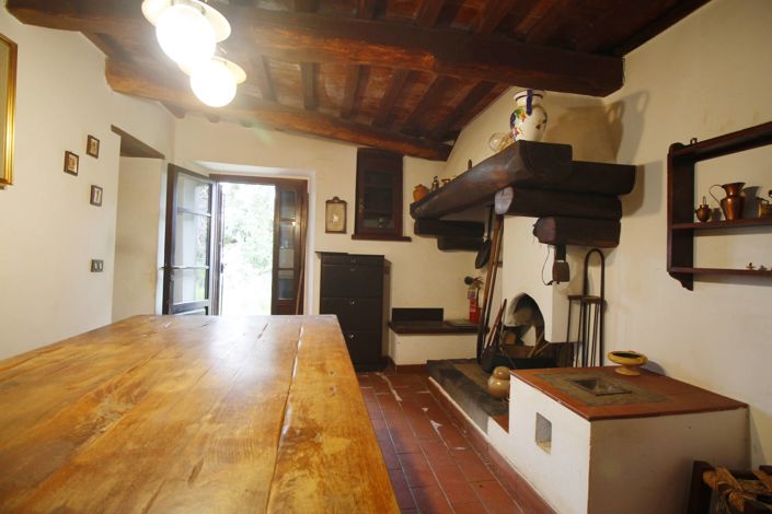 Image No.9-4 Bed Property for sale