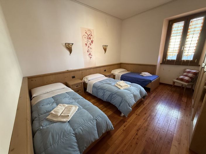 Image No.10-2 Bed Apartment for sale