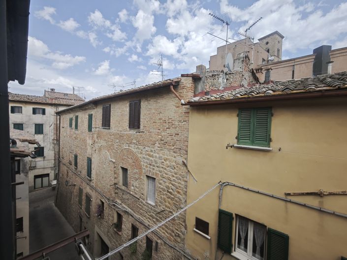 Image No.12-3 Bed Apartment for sale