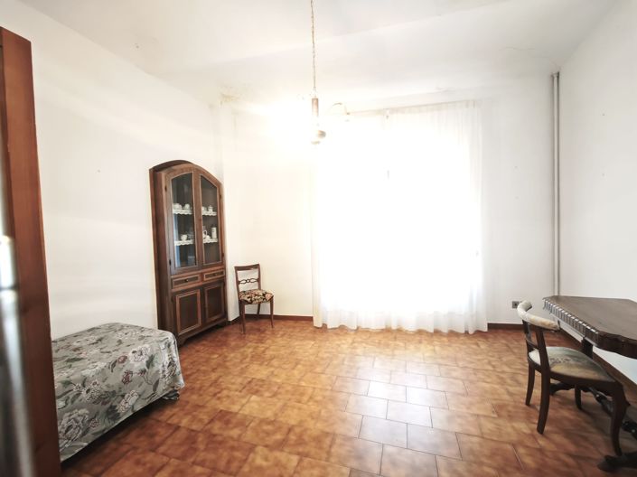 Image No.9-3 Bed Apartment for sale