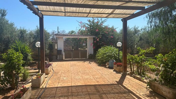 Image No.3-3 Bed Property for sale