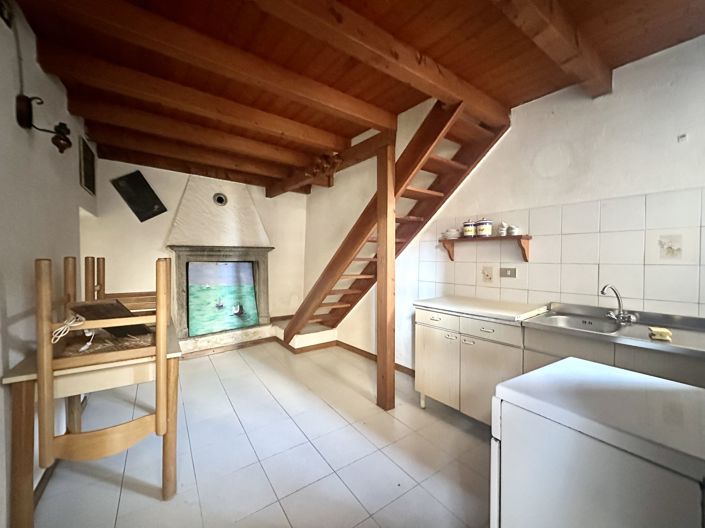 Image No.18-1 Bed House for sale