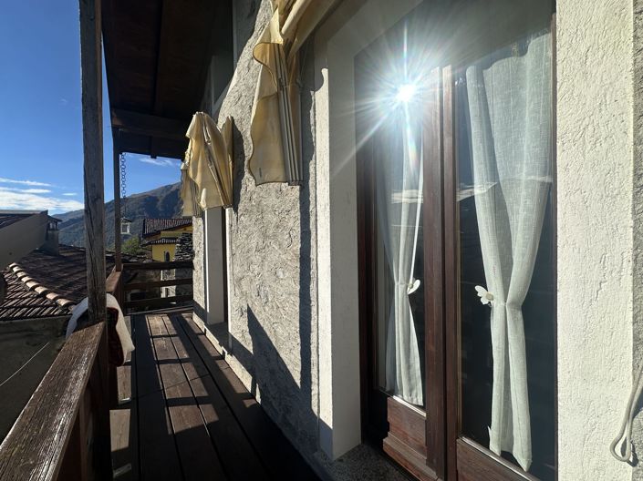 Image No.4-1 Bed House for sale