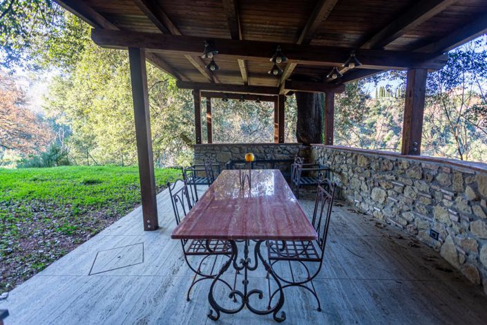 Image No.13-4 Bed Property for sale