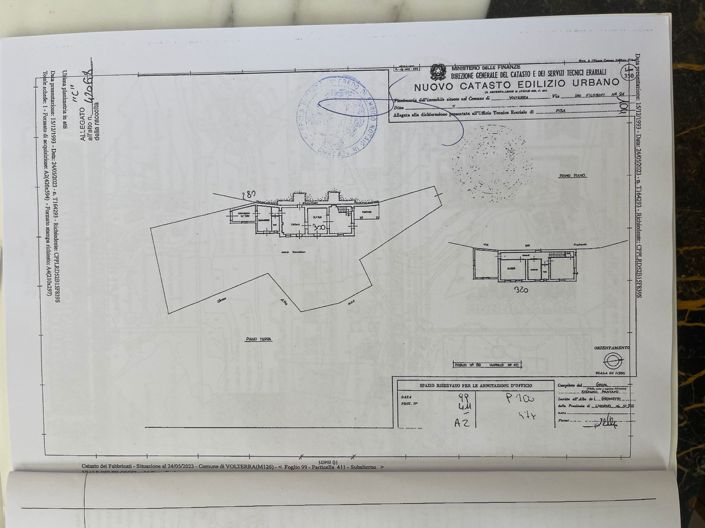 Image No.17-4 Bed Property for sale