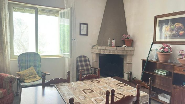 Image No.8-3 Bed Property for sale