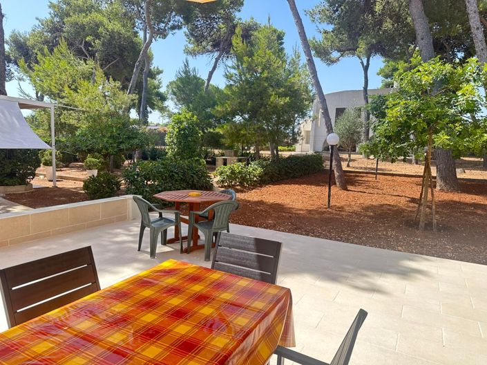 Image No.12-3 Bed Property for sale