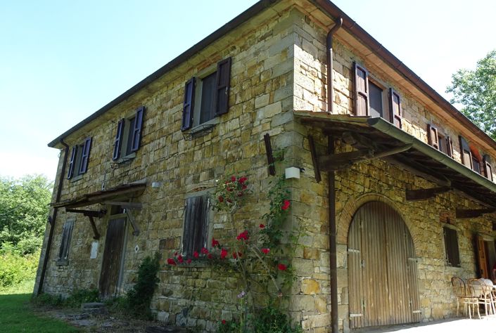 Image No.4-3 Bed Property for sale
