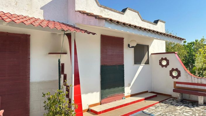 Image No.2-2 Bed Property for sale