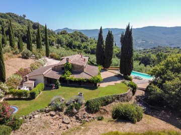 1 - Montecatini Val di Cecina, Villa