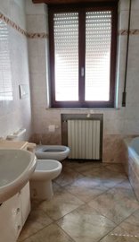 5606-san-benedetto-del-tronto-l-bathroom
