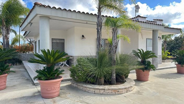 Image No.4-3 Bed Villa for sale
