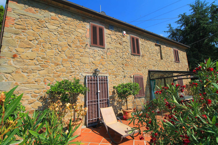 Image No.17-3 Bed Property for sale