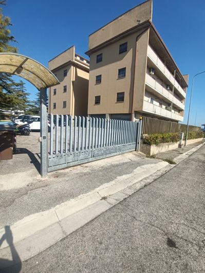 Image No.3-3 Bed Apartment for sale