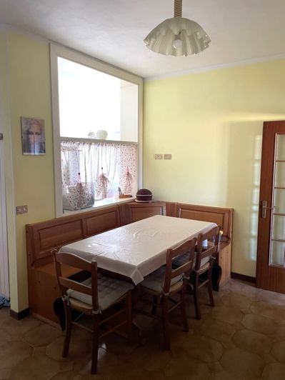 Image No.8-3 Bed Apartment for sale