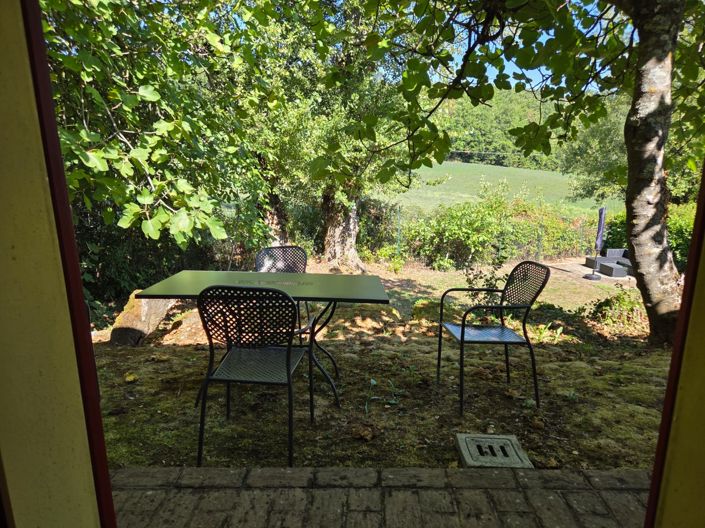 Image No.14-2 Bed Semi-Detached for sale