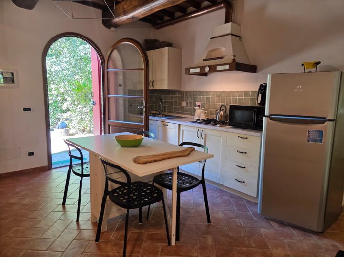 Image No.8-2 Bed Semi-Detached for sale