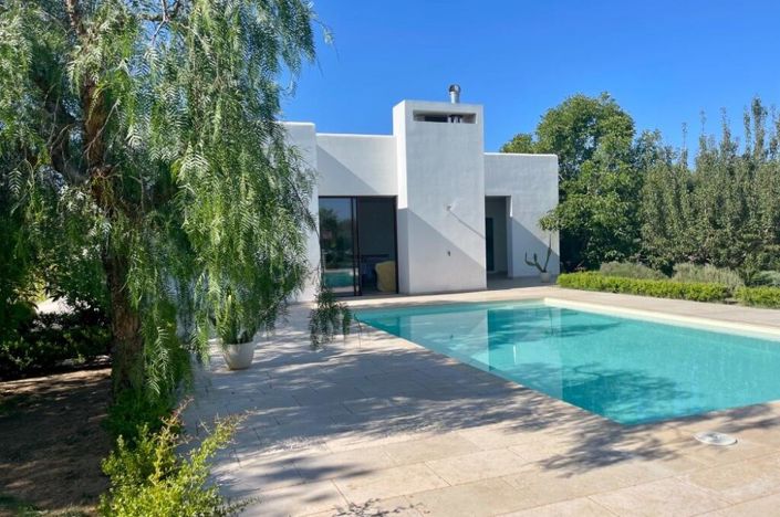 Image No.2-4 Bed Villa for sale