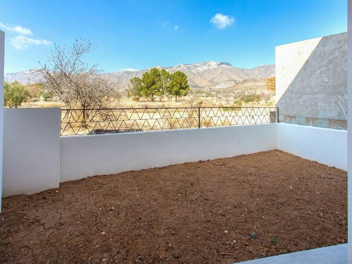 Image No.12-3 Bed Apartment for sale