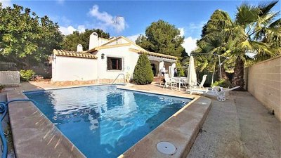 4 Bed Villa for sale
