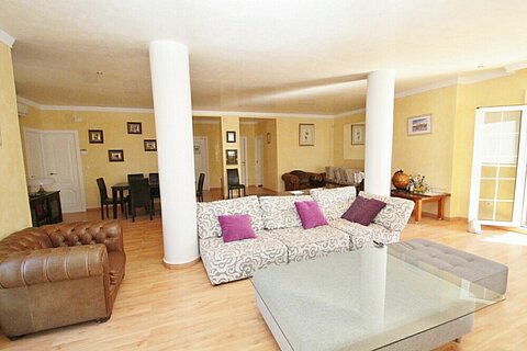 Image No.5-Villa de 5 chambres à vendre à Cabo Roig