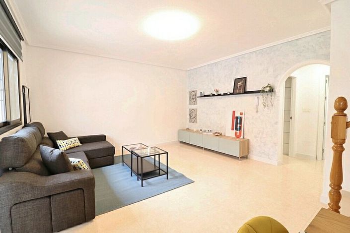 Image No.3-3 Bed Townhouse for sale