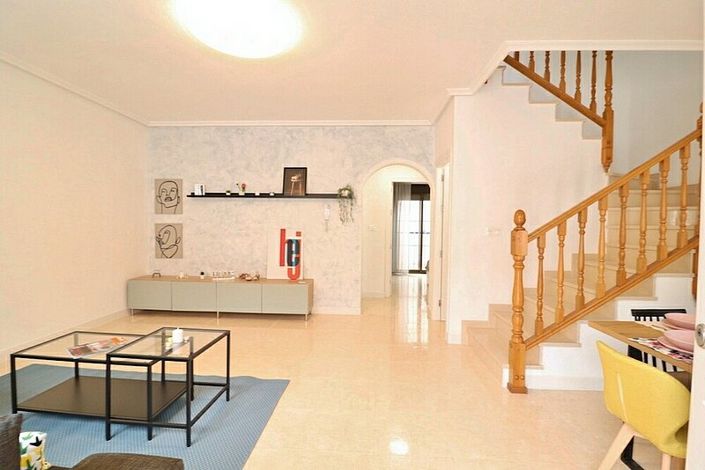 Image No.4-3 Bed Townhouse for sale