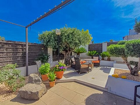 Image No.3-3 Bed Villa for sale