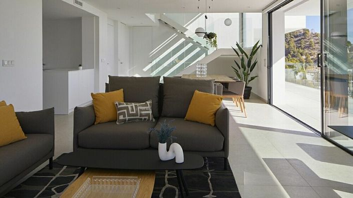 Image No.4-4 Bed Villa for sale