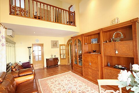 Image No.2-2 Bed Villa for sale