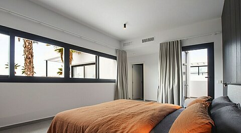 Image No.5-4 Bed Villa for sale