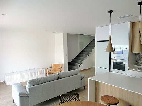 Image No.2-3 Bed Villa for sale