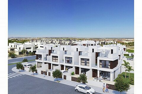 Image No.1-3 Bed Townhouse for sale