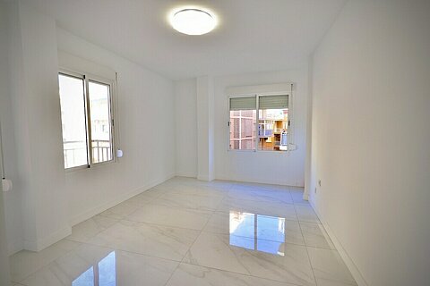 Image No.8-3 Bed Apartment for sale