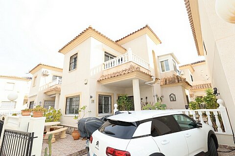 Image No.1-2 Bed Villa for sale