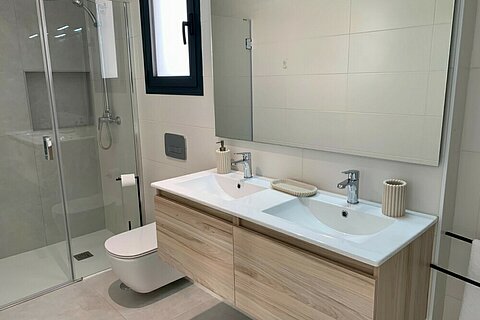 Image No.6-3 Bed Villa for sale