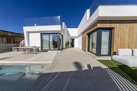 Image No.1-3 Bed Villa for sale