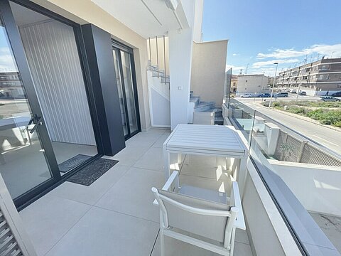 Image No.8-3 Bed Apartment for sale