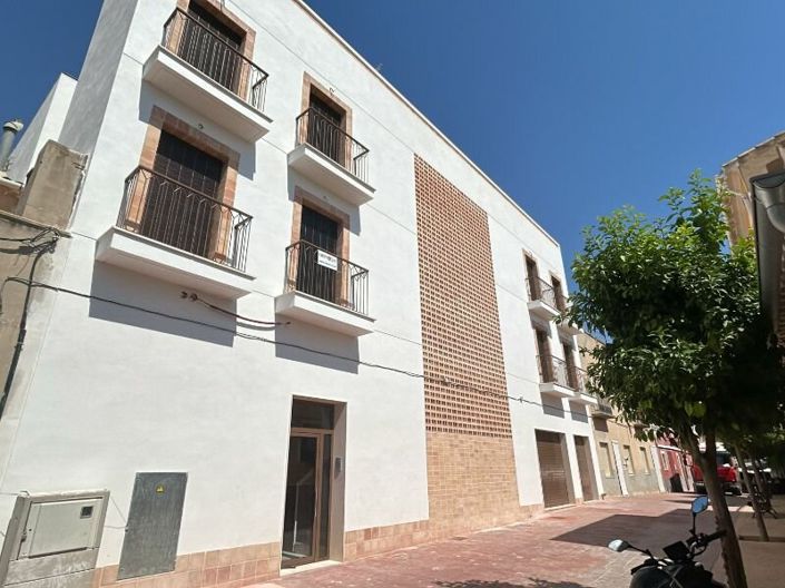 Image No.4-2 Bed Apartment for sale