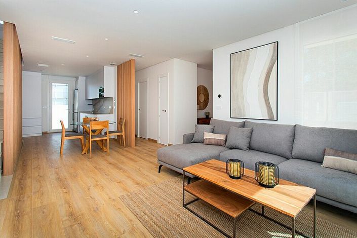 Image No.2-3 Bed Villa for sale