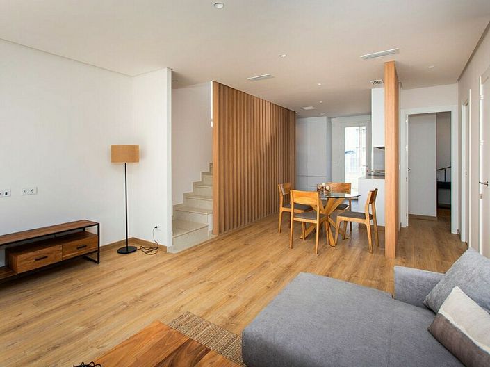 Image No.2-3 Bed Villa for sale