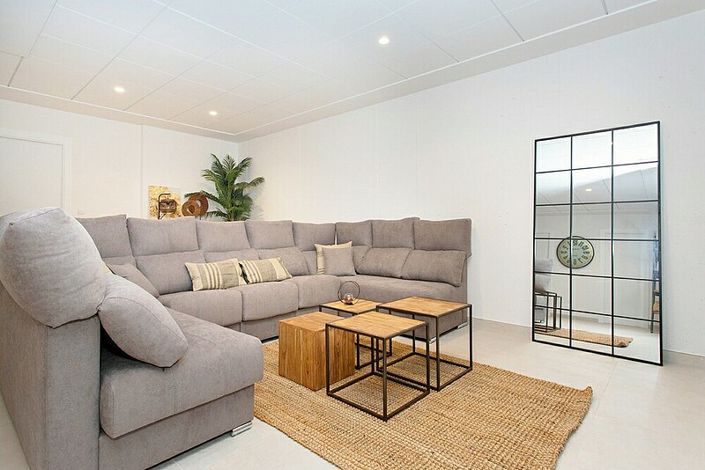 Image No.3-3 Bed Villa for sale