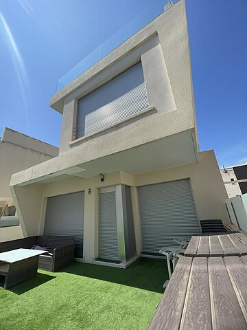 Image No.1-3 Bed Villa for sale